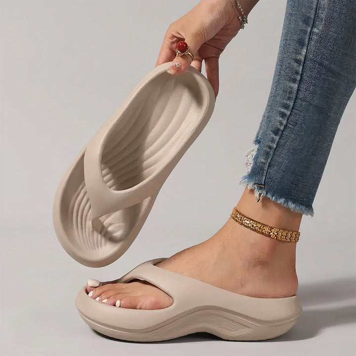 Raven™ Pillow Arch Support Flip Flops
