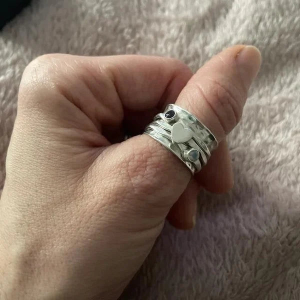 Jordyn™ Spinner Heart Ring