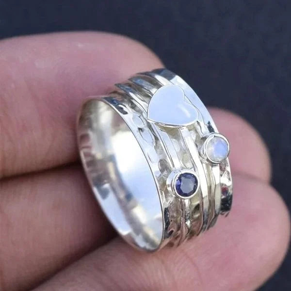 Jordyn™ Spinner Heart Ring