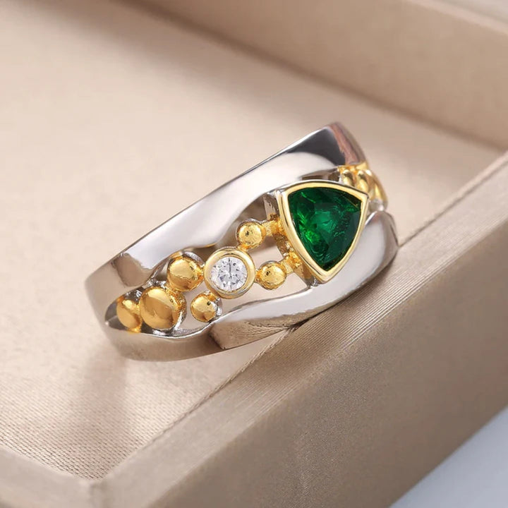 Evelynn™ Vintage Green Crystal Ring