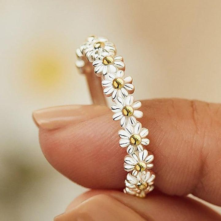 Adeline™ Adjustable Silver and Hand Painted Enamel Daisy Ring