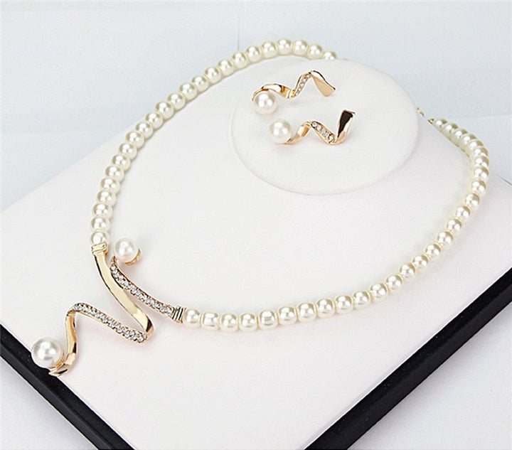 Madelyn™ Natural Pearl Necklace + Earrings Set