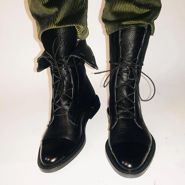 Sofia Vintage Look Heel Boots