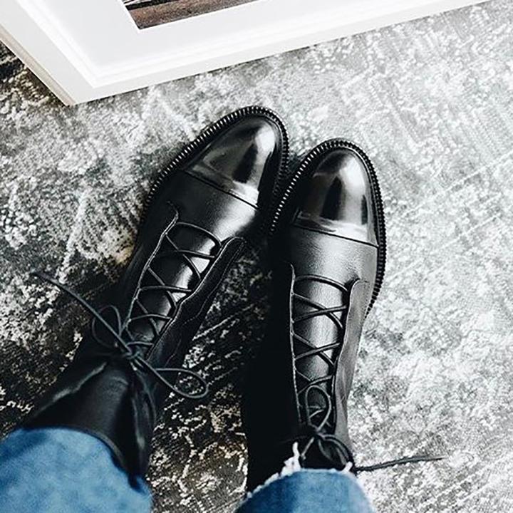 Sofia Vintage Look Heel Boots
