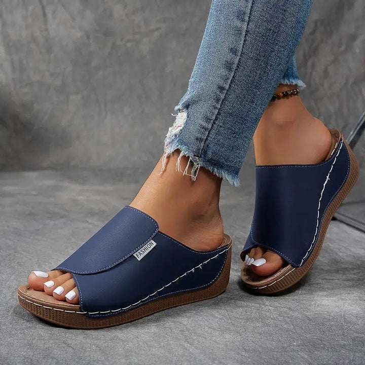 Cali™ Comfortable Arch Support Sandals