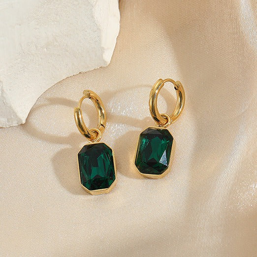 Sawyer™ Vintage Crystal Earrings in Gold