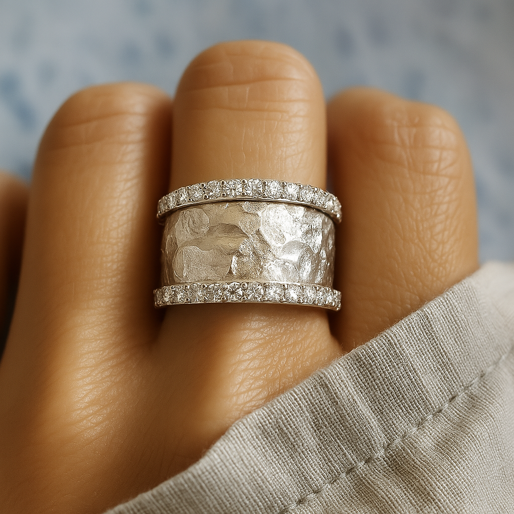 Polly™ Vintage Silvered Zirconia Ring