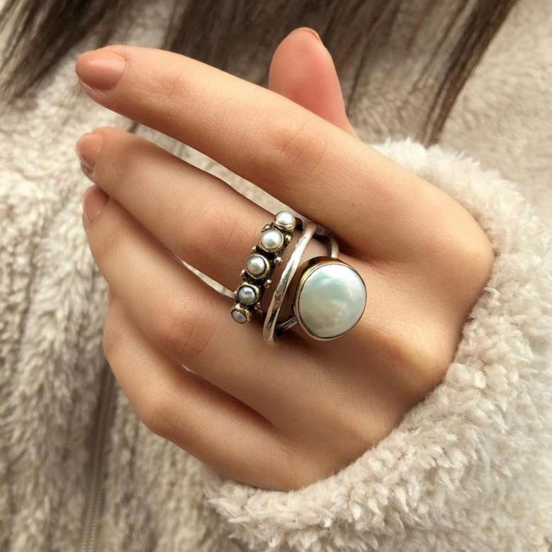 Anastasia™ Vintage Moonstone Ring