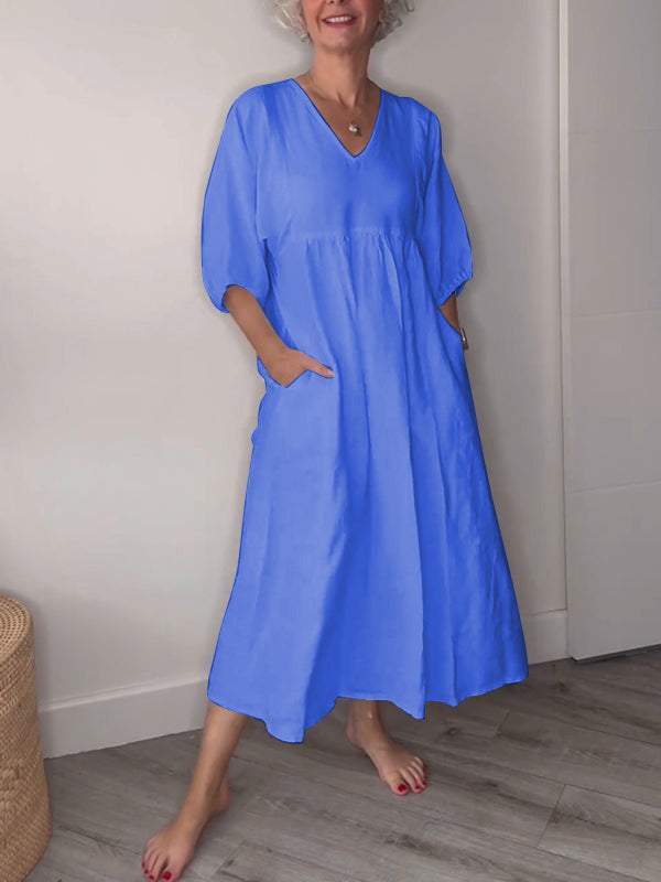 Daisy™ Elegance V-Neck Maxi Dress