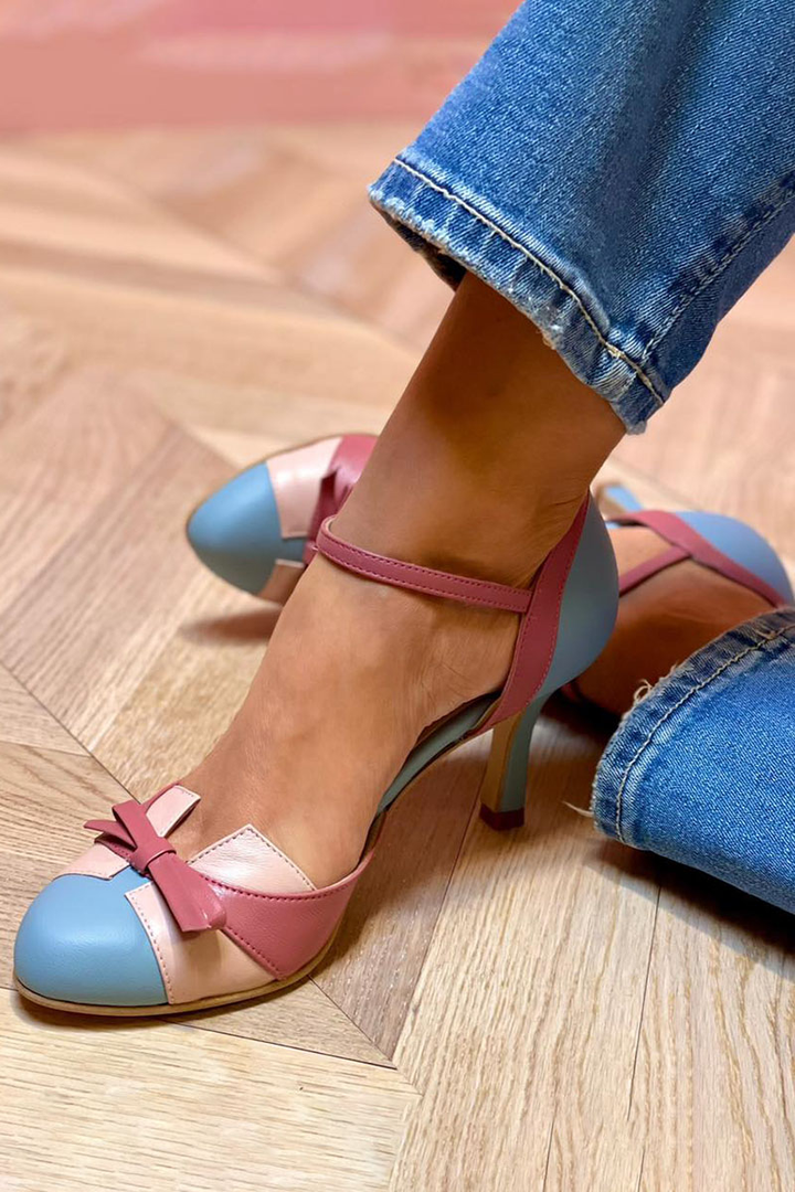 Rose™ Vibrant Bow-Accent Heels
