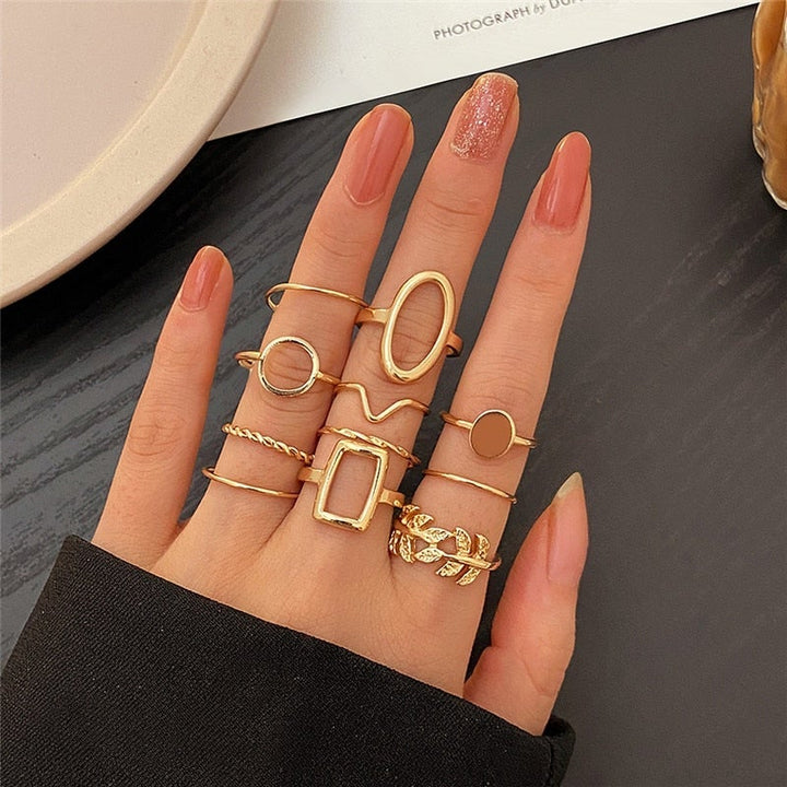 Rosemary™ Pack of 11 Vintage Silver Rings