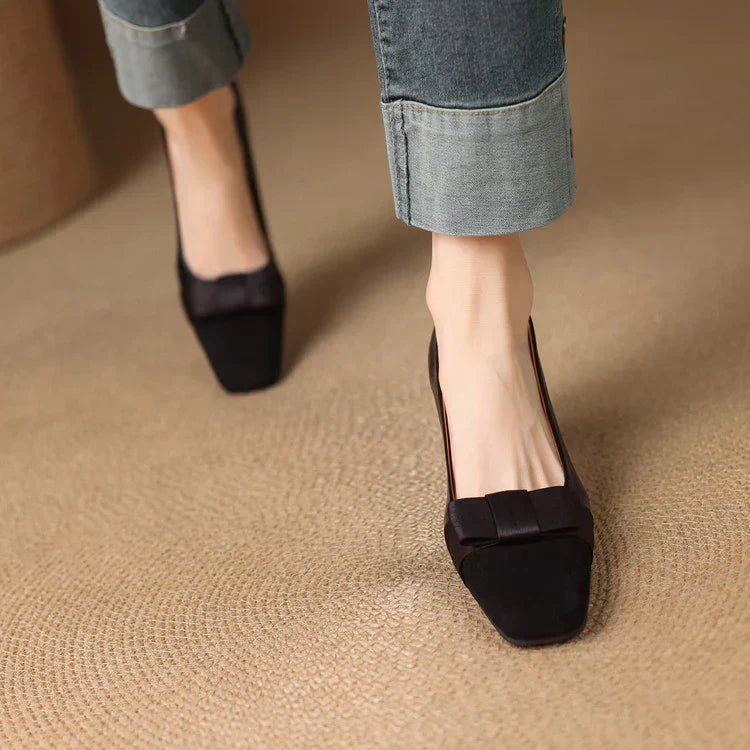 Mina™ Classic Elegant Pumps