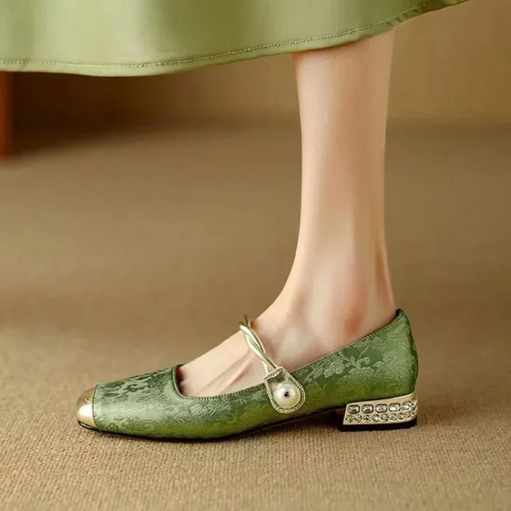 Aisha™ Elegant Vintage Look Flats