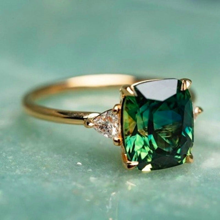 Londyn™ Green Zirconia Ring in Gold
