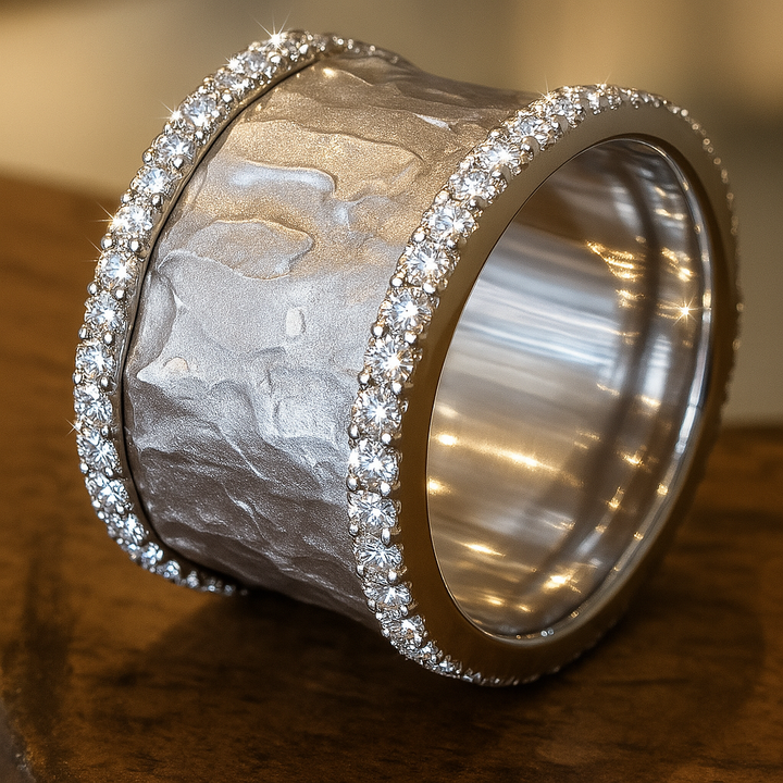 Polly™ Vintage Silvered Zirconia Ring