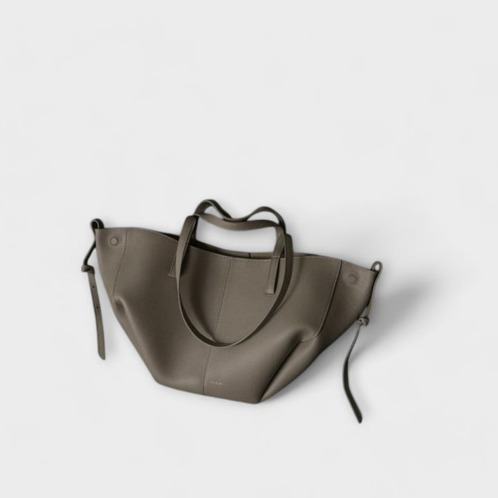 Lyla™ Classic Vintage Tote